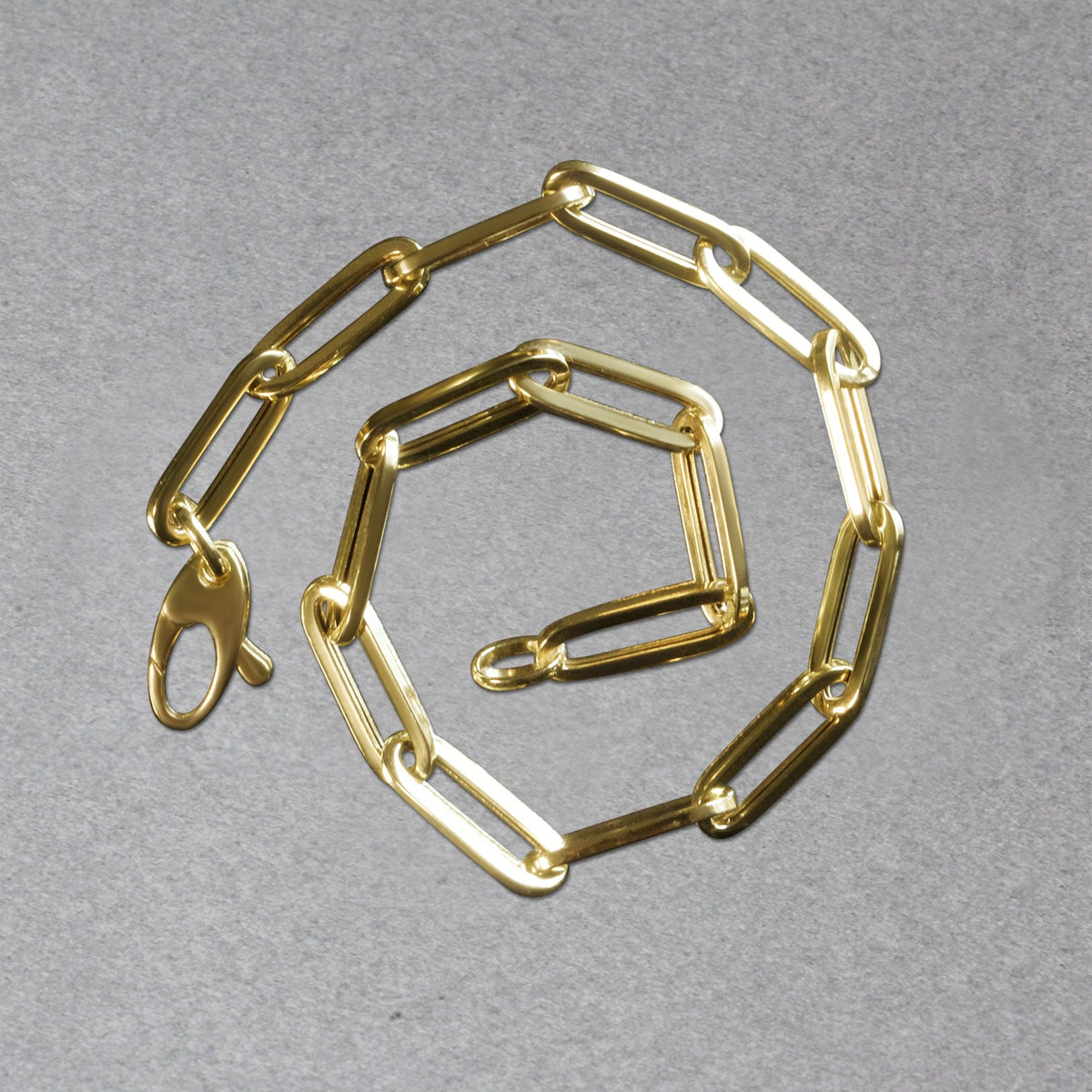 Bold Paperclip Chain Bracelet in 14K Yellow Gold
