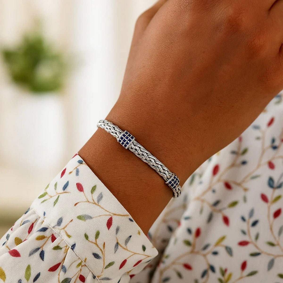 Woven Bracelet with Blue Sapphire Stations in Sterling Silver (6.35 mm)