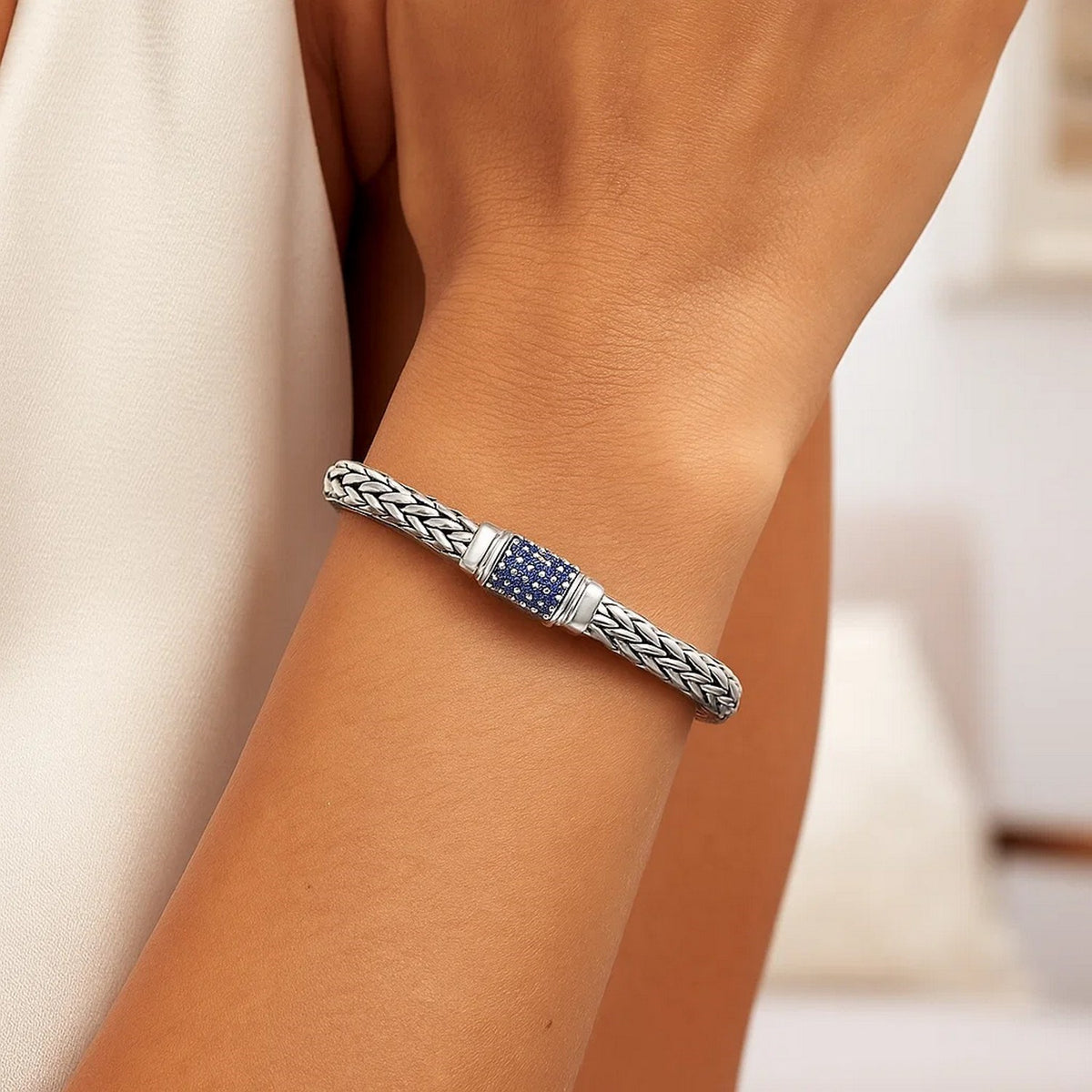 Weave Motif Bracelet with Blue Sapphire Embellishments in Sterling Silver (7.00 mm)