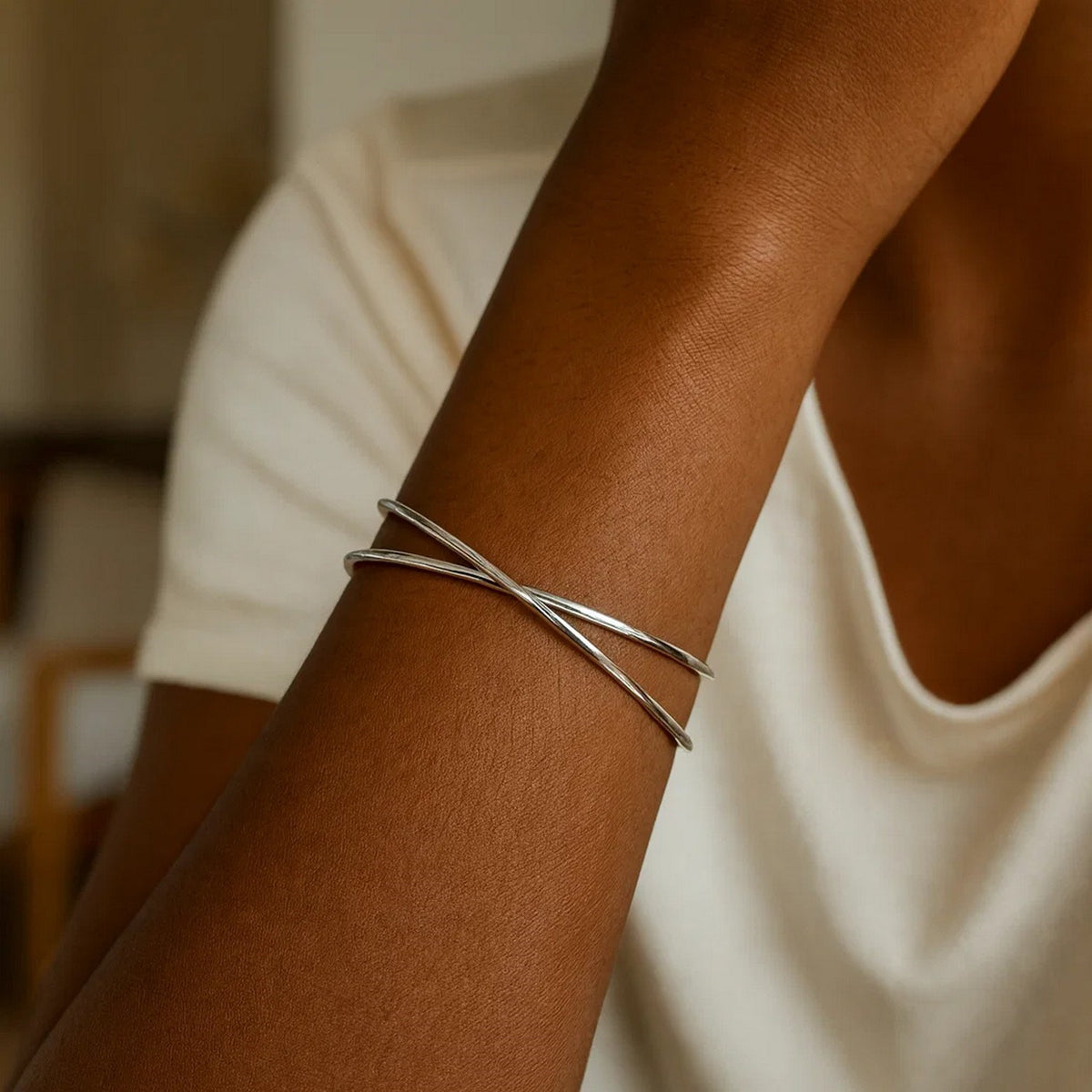Cross-Over Slip-On Bangle in Rhodium Silver (11.10 mm)