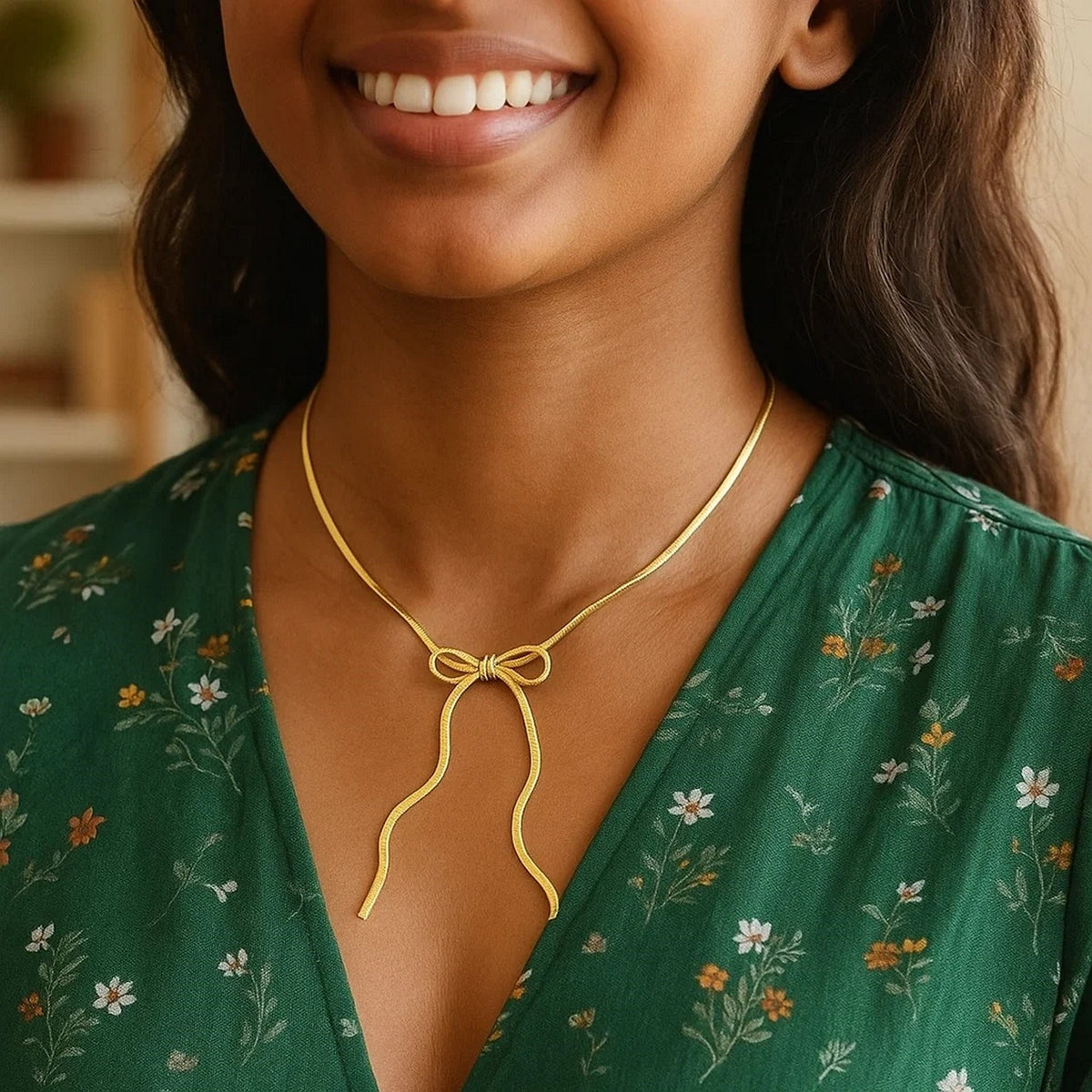 Snake Bow Necklace in Gold-Plated Sterling Silver