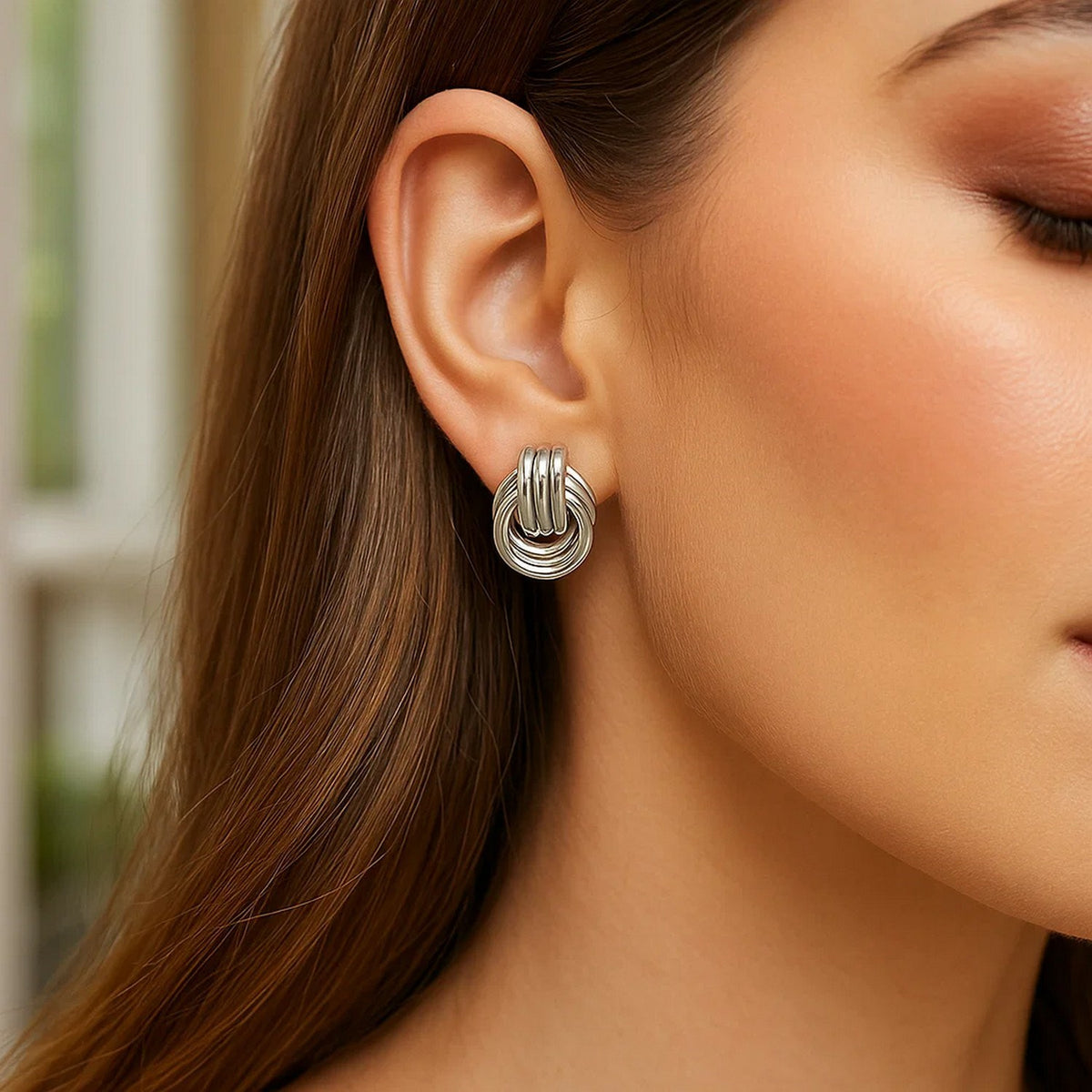 Love Knot Earrings with Interlocking Rings in Silver (15mm)