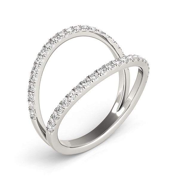 Diamond Split Band Ring in 14K White Gold (1/4 cttw)