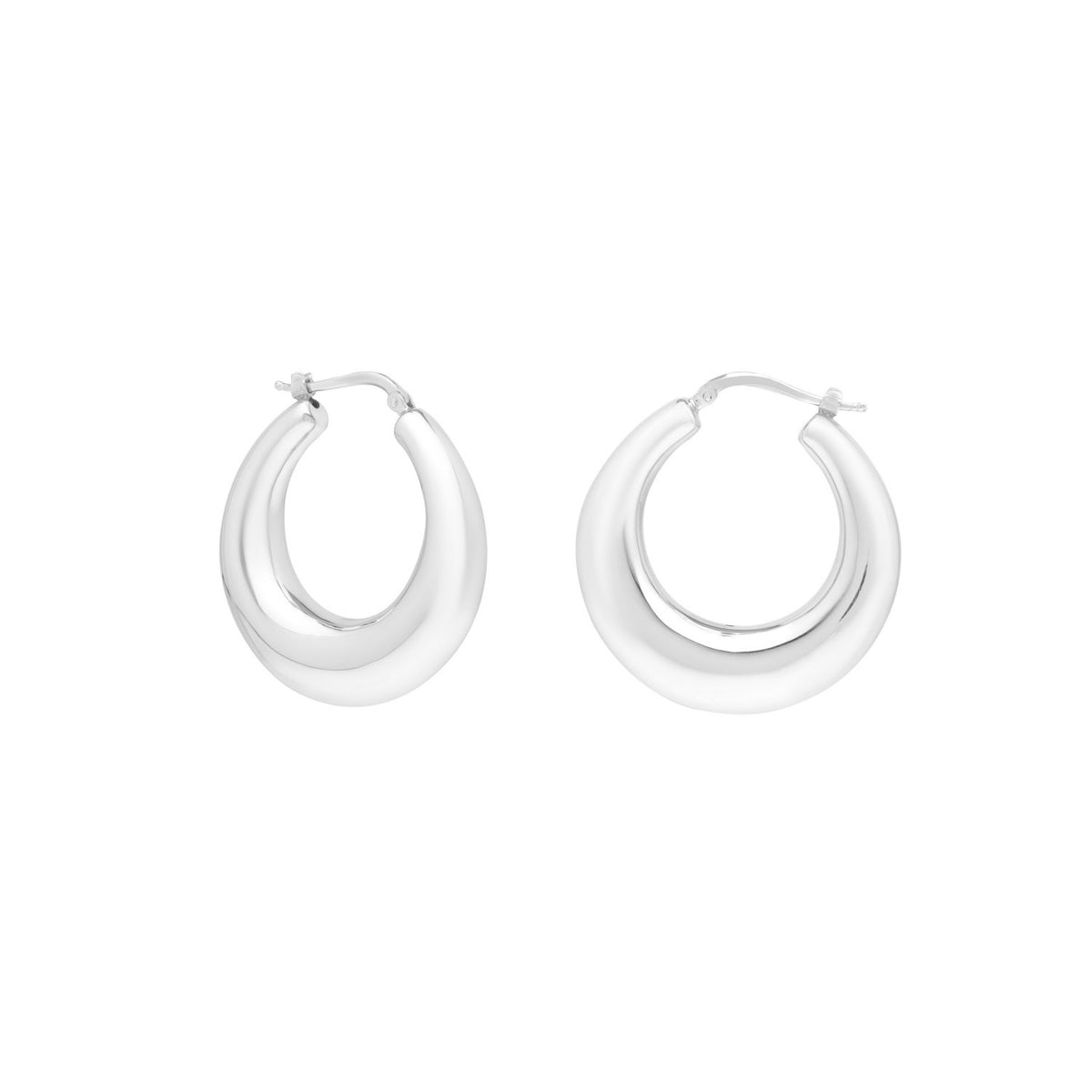 Medium Graduated Hoop Earrings in Sterling Silver