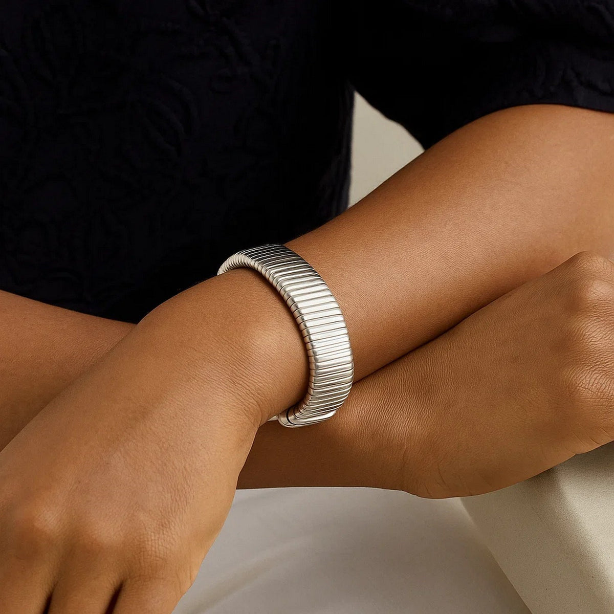 Extra Thick Tubogas Bracelet in Rhodium-Plated Silver (18.00 mm)