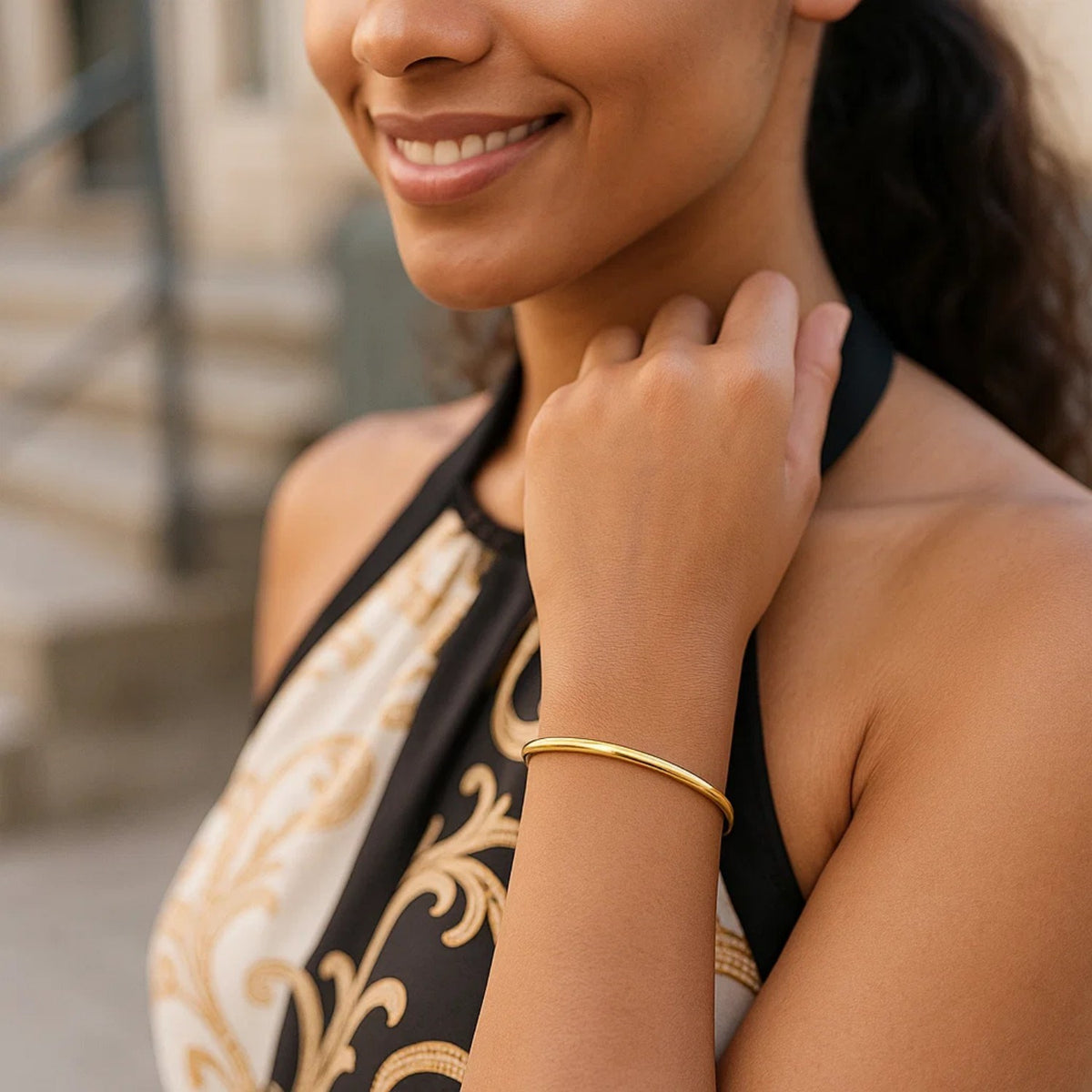 Dome Style Shiny Bangle in 10K Yellow Gold (3.30 mm)