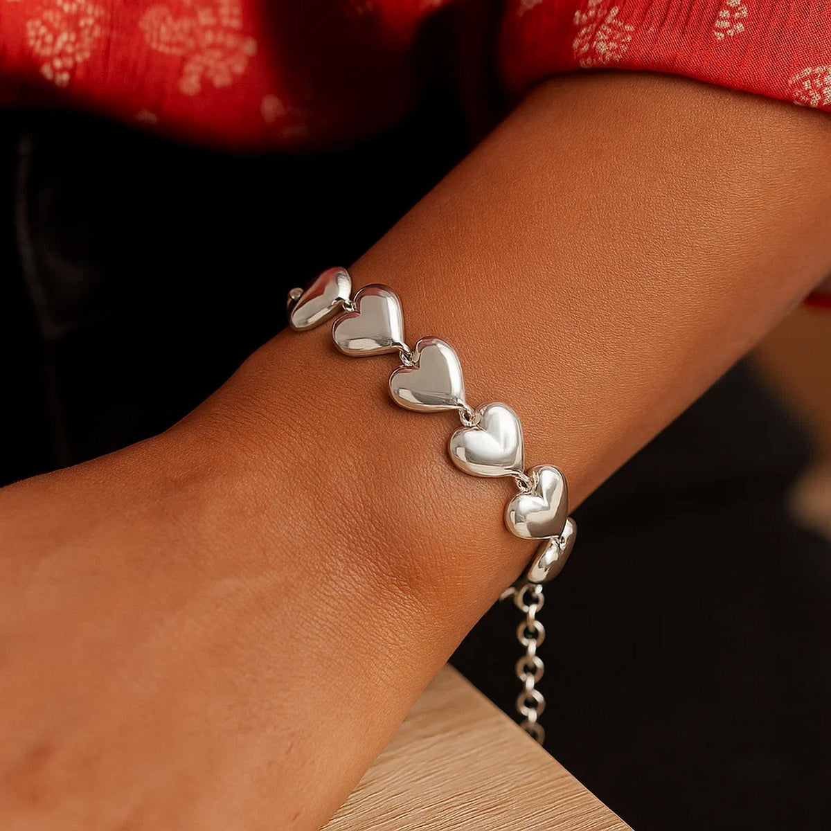 Puffed Hearts Bracelet in Rhodium-Plated Sterling Silver
