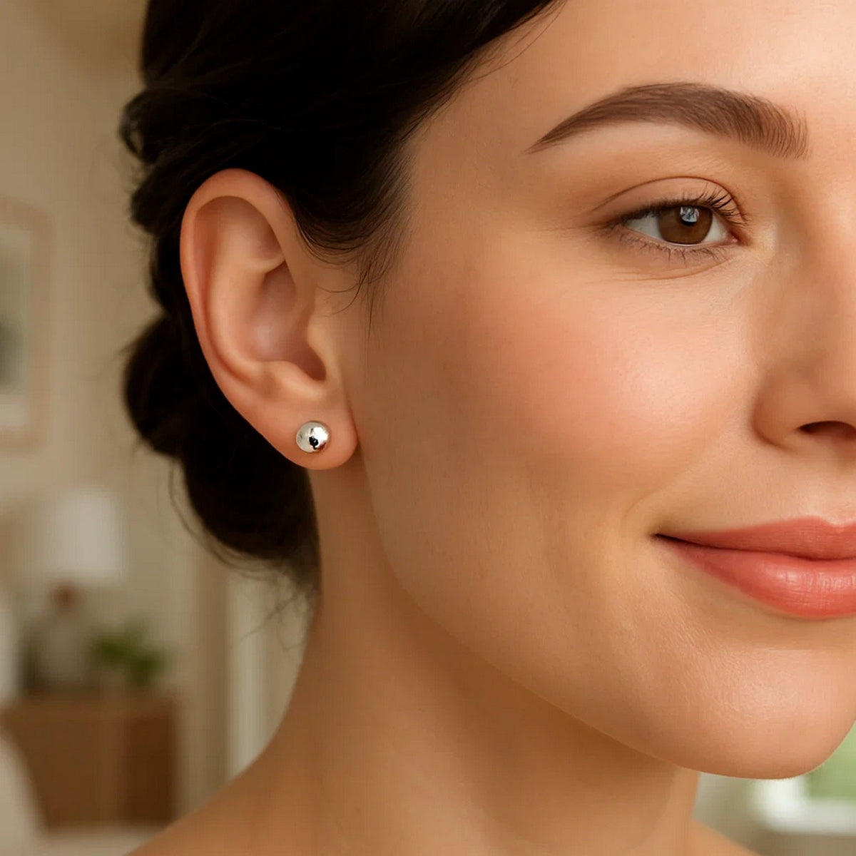 Ball Stud Earrings in Sterling Silver (7.00 mm)