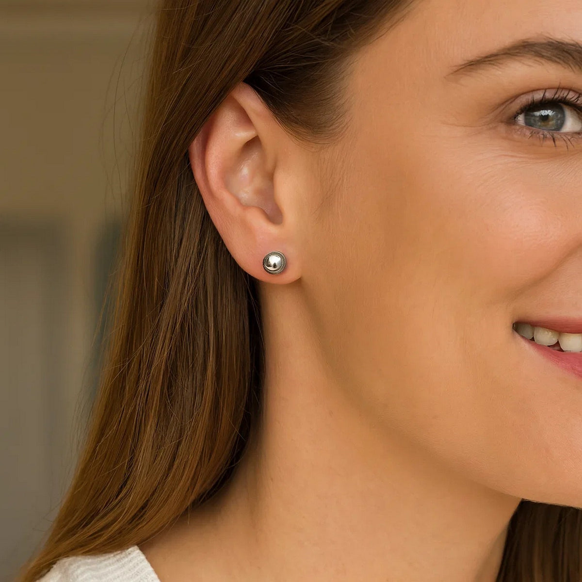 Ball Stud Earrings in Sterling Silver (7.00 mm)