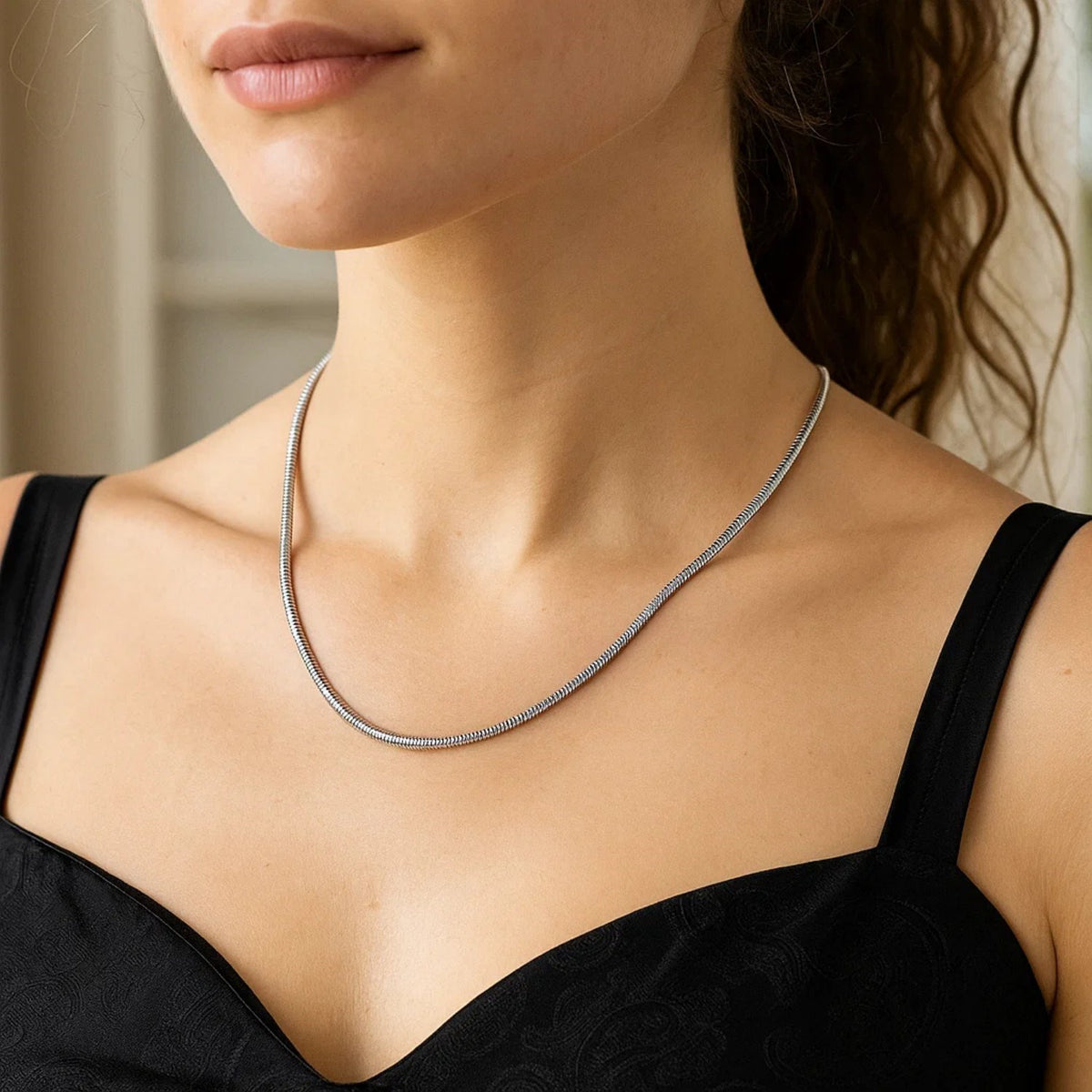 Octagonal Snake Chain in Rhodium-Plated Silver (3.00 mm)