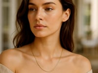 Classic Box Chain Necklace in 10K Yellow Gold — product video