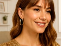 Pear-Shaped Endless Hoop Earrings in 14K Yellow Gold (32.00 mm) — product video