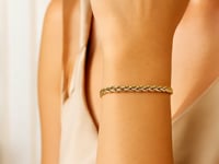 Lightweight Wheat Chain Bracelet in 14K Yellow Gold (3.20 mm) — product video