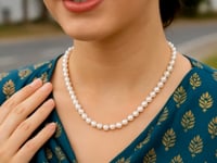 White Freshwater Pearl Strand Necklace in 14K Yellow Gold (6-6.5 mm) — product video