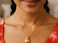 Diamond Raindrop Pendant Necklace in 14K Yellow Gold (0.07 ct. tw.) — product video