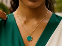 Malachite Circle Necklace in 14K Yellow Gold — product video