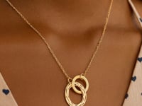 Interlocking Circles Necklace in 14K Yellow Gold — product video