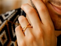 Open X Crossover Ring in 14K Yellow Gold — product video